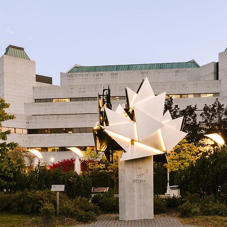 Sonder Rideau Aparthotel Ottawa Exterior photo