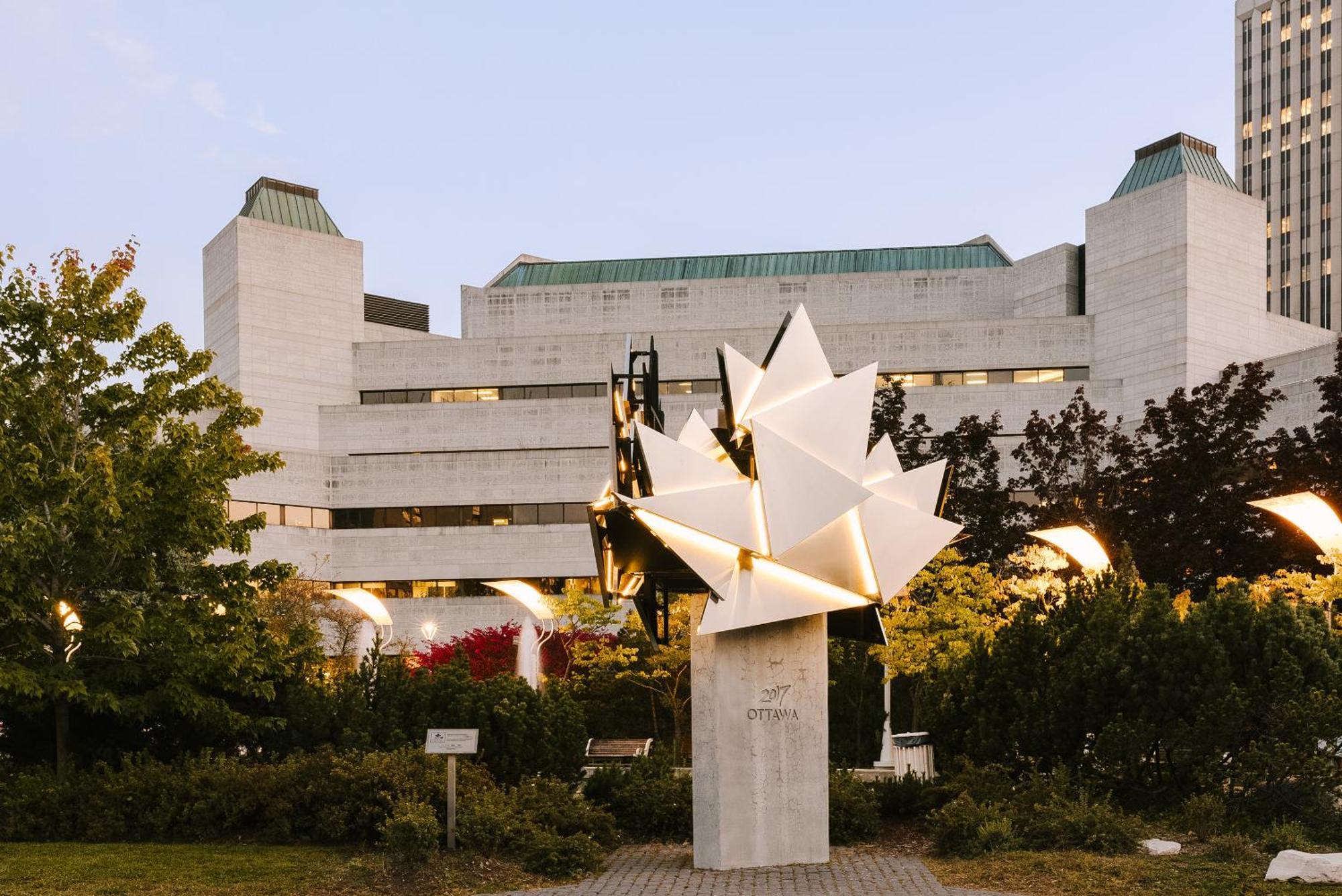 Sonder Rideau Aparthotel Ottawa Exterior photo